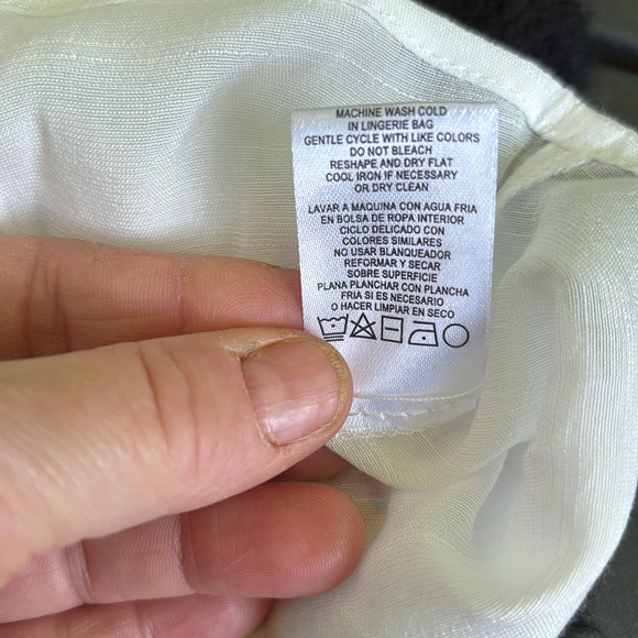 NWT Ninety Clothing Co Sleeveless Floral Blouse Asymmetrical Hem Lining S - Picture 14 of 16